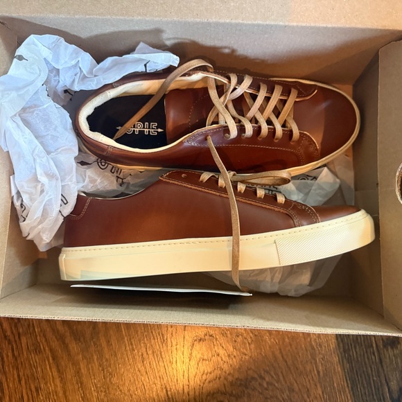 NEVER WORN Opie Brown Leather Men's Sneakers - Picture 3 of 3
